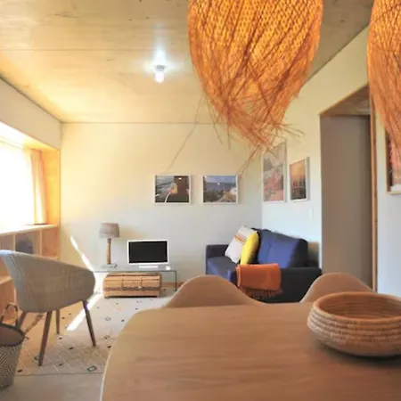 Madragoa Moderns Apartment