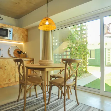 Apartment Madragoa Moderns Lisbon