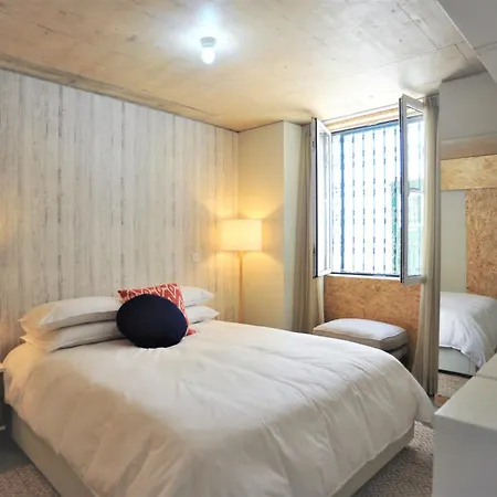 Madragoa Moderns Apartment Lisbon